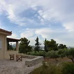 Filoxenos Estia-houses *