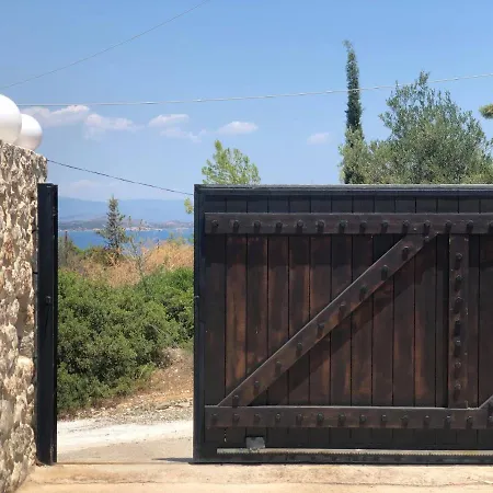 Filoxenos Estia-houses בית כפרי