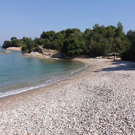 Filoxenos Estia-houses * Порто Хели