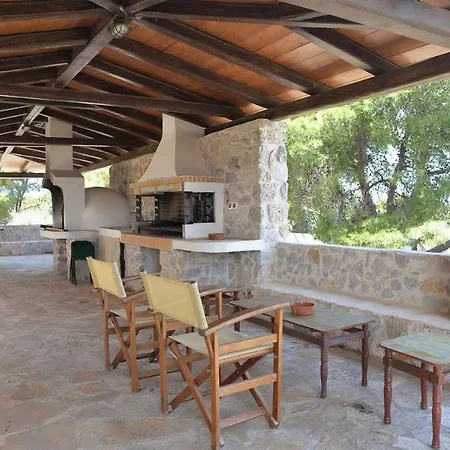 Летний дом Filoxenos Estia-houses Порто Хели