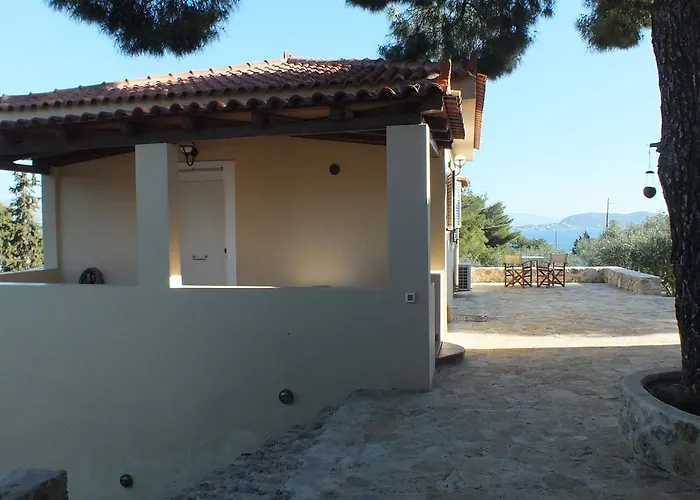 Filoxenos Estia-houses * Porto Heli