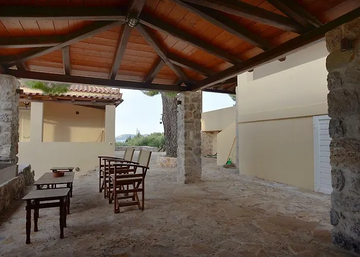 Filoxenos Estia-houses *